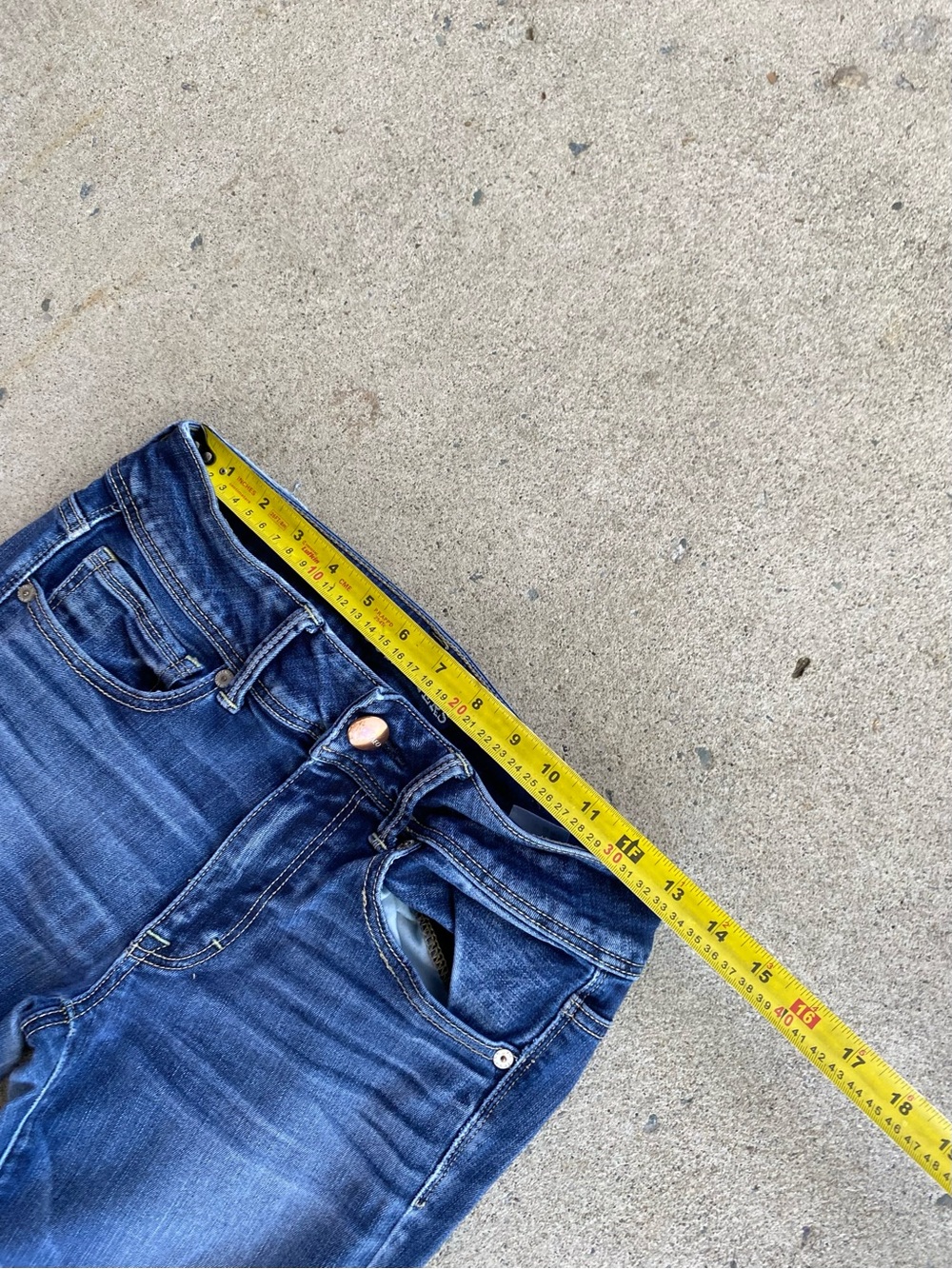 Y2k American Eagle Low-Rise Bootcut Jeans - Stretch - Picture 7 of 9